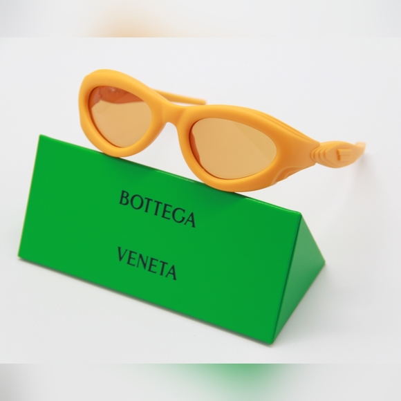 NEW BV1162S 004 BOTTEGA VENETA ORANGE UNISEX  SUNGLASSES BOTTEGA VENETA - Picture 1 of 12